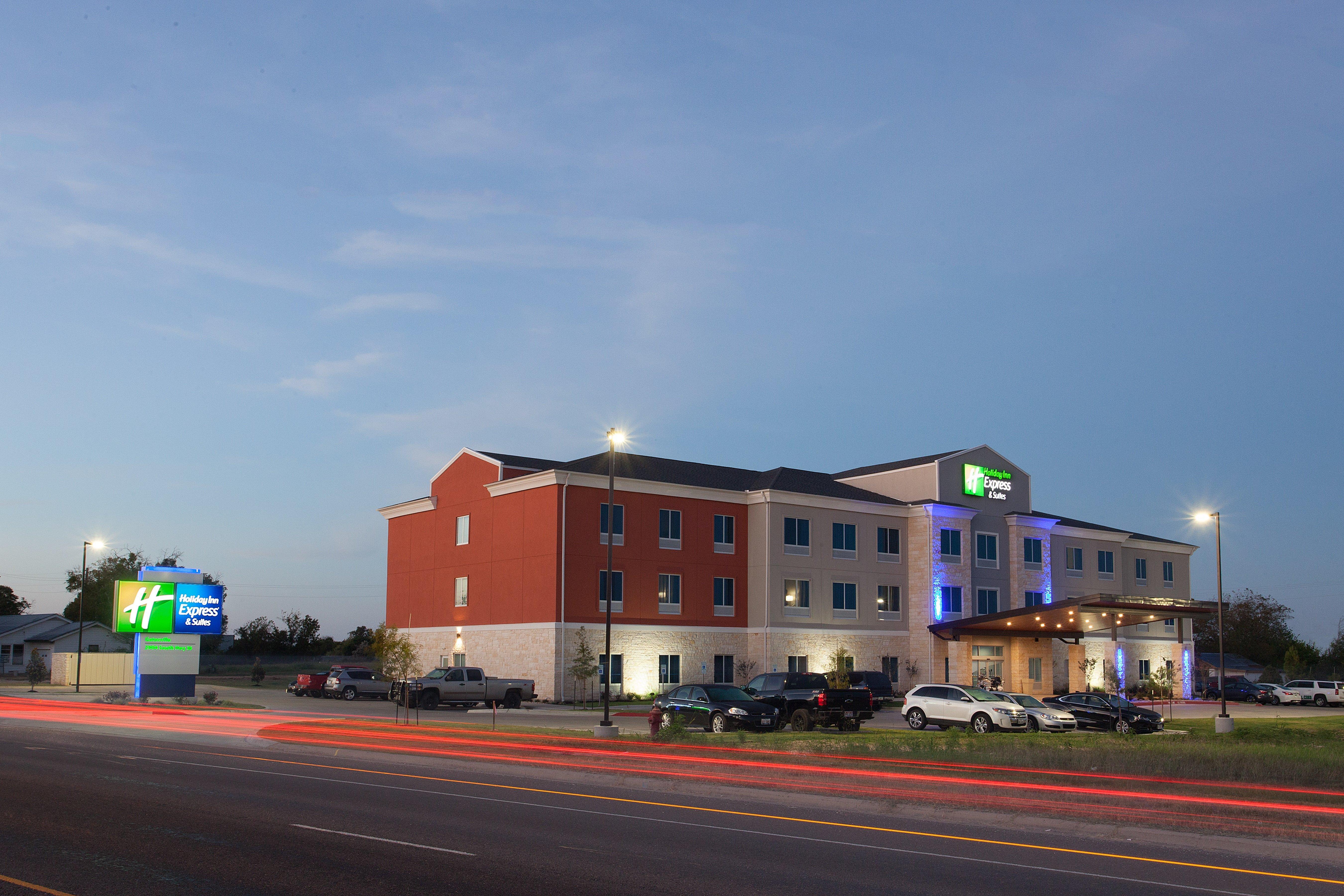 Holiday Inn Express & Suites Gatesville - N. Ft Hood, An Ihg Hotel Exterior foto